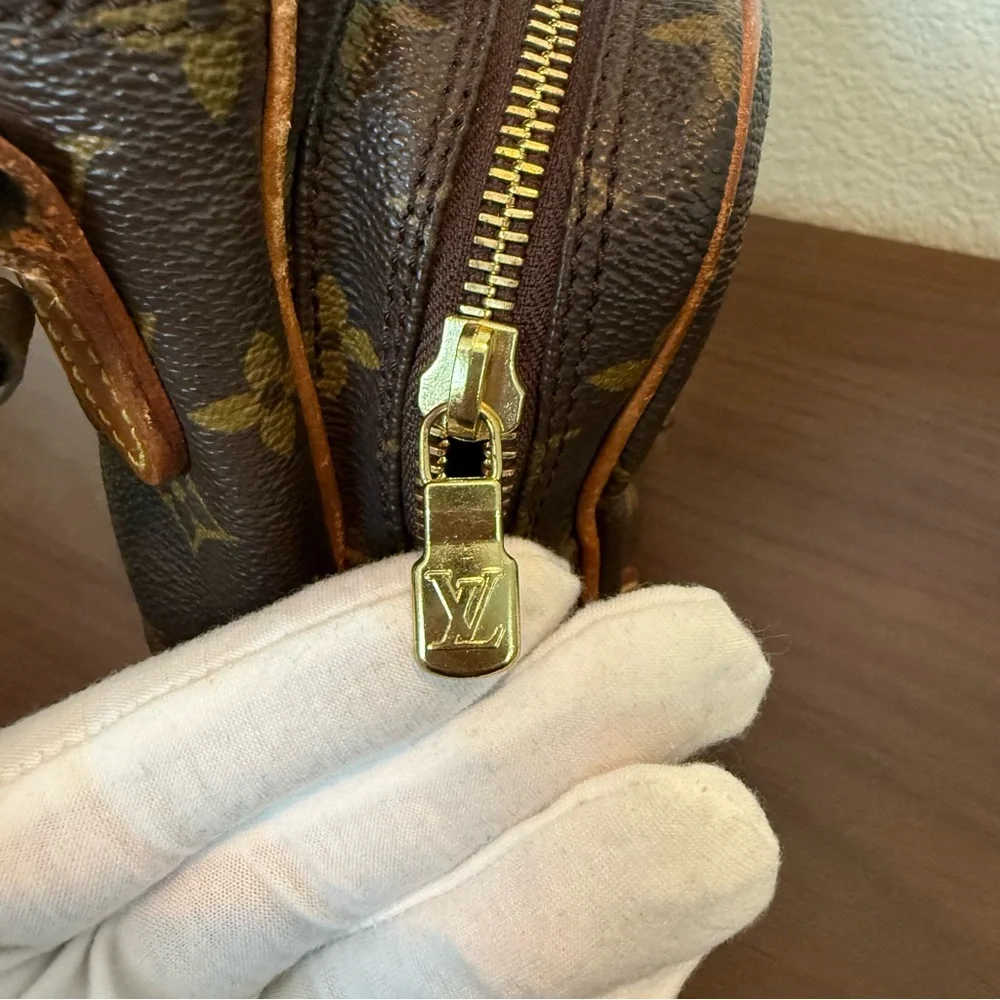 Vintage Louis Vuitton Amazon 100% Authentic‎